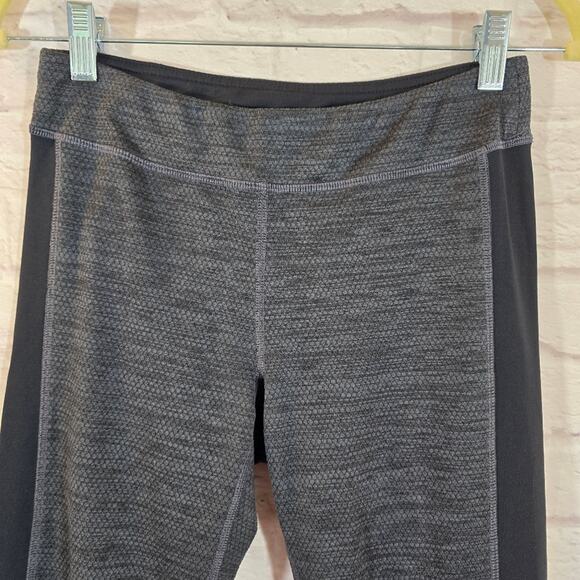 M C9 by Champion Women Capris Black Grey Leggings Zip Pocket Stretch Size S Yoga - Picture 2 of 8